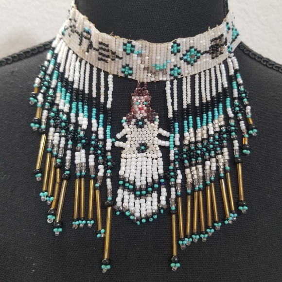 Vintage 1930's Native American Beaded Choker! - Picture 2 of 5